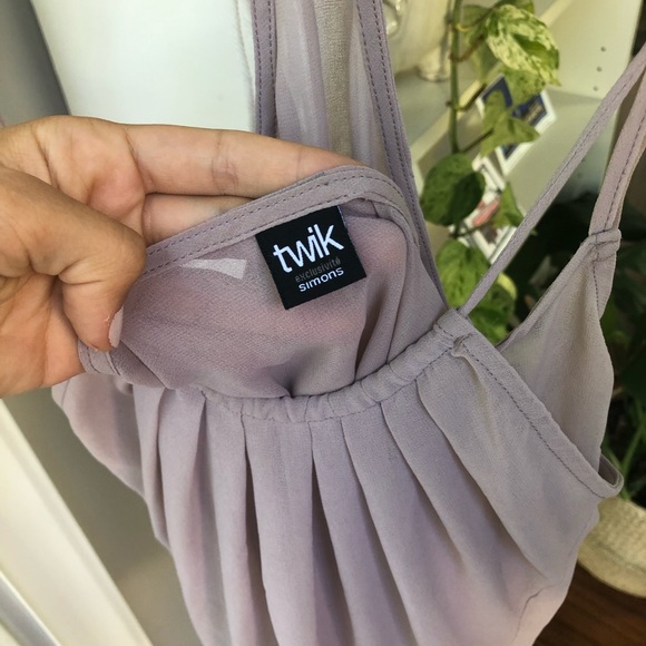 Lilac Tank top with POCKETS! - Picture 4 of 4